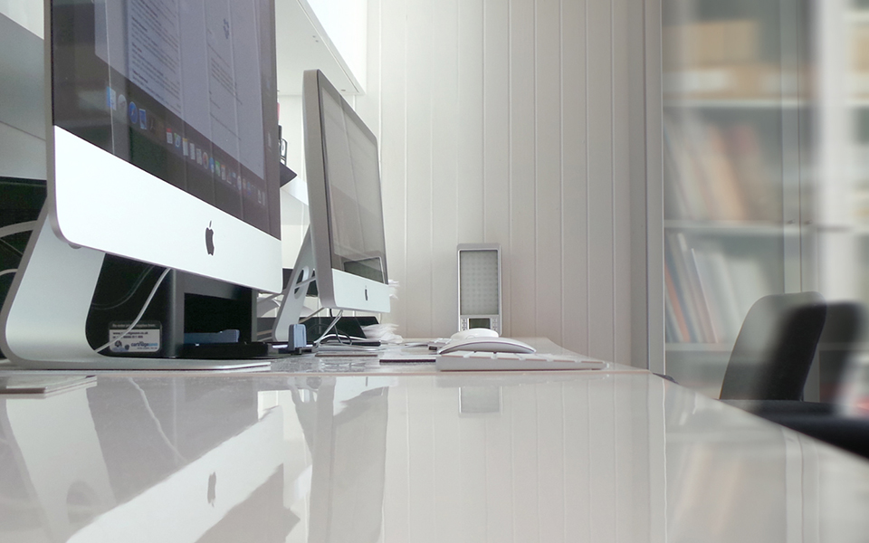 <div style="text-align:center;">
	<br />
</div>
<span style="font-size:16px;">
<div style="text-align:center;">
	办公环境
</div>
</span>